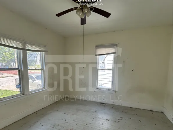 1213 Diamond St, Alton, IL 62002