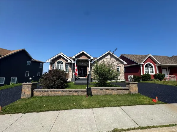 25 Legend Drive, Paradise, NL A1L0X5