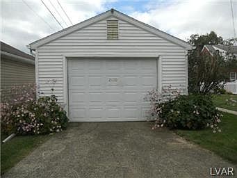 3rd image of 2110 Worthington Ave