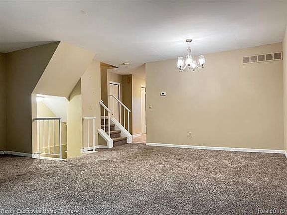 2nd image of 36415 Park Place Dr