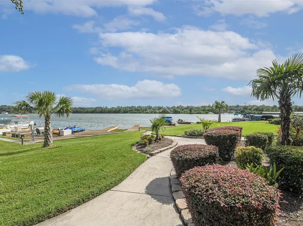 93 W Palm Blvd, Montgomery, TX 77356