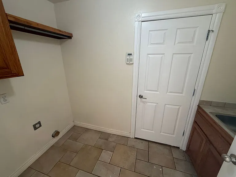 1704 Dorothy Dr — Photo 20