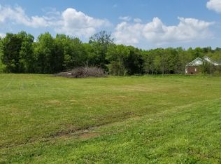 221 Cedar Trace Dr, Hartselle, AL 35640
