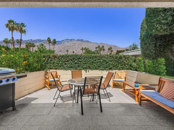 1855 E Ramon Rd APT 14, Palm Springs, CA 92264