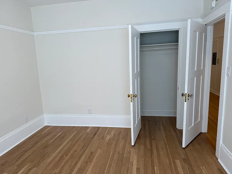 bedroom #1