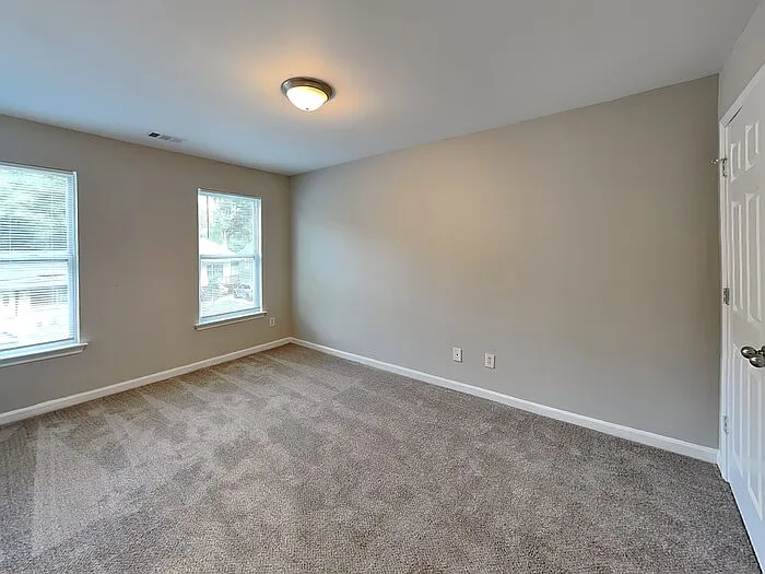 854 N Grand Ave NW — Photo 17