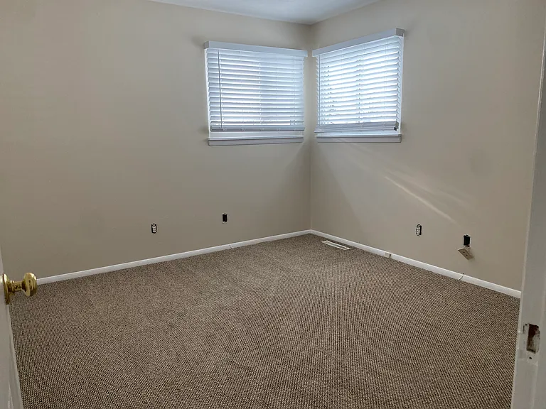 1311 Ranchland Dr — Photo 11
