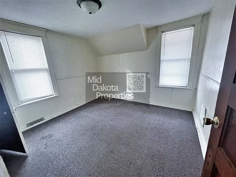 1019 W 4th Ave — Photo 10