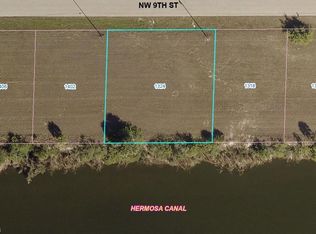 1324 NW 9th St, Cape Coral, FL 33993