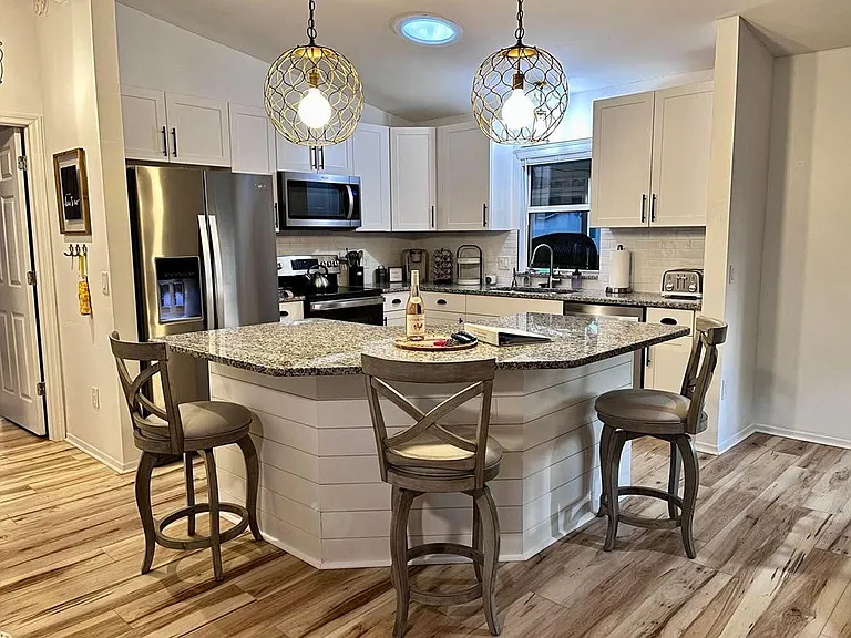 306 San Marino Dr — Photo 4