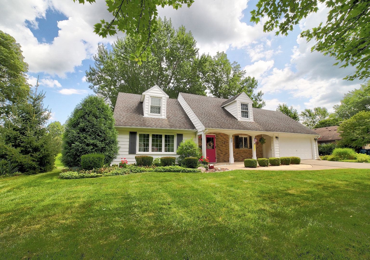 530 S 5th St, Watseka, IL 60970 Zillow