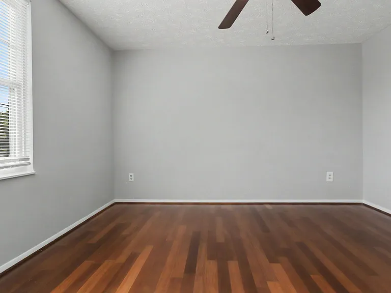 Upstairs Bedroom 3