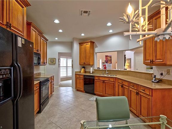 2nd image of 3257 Montara Dr