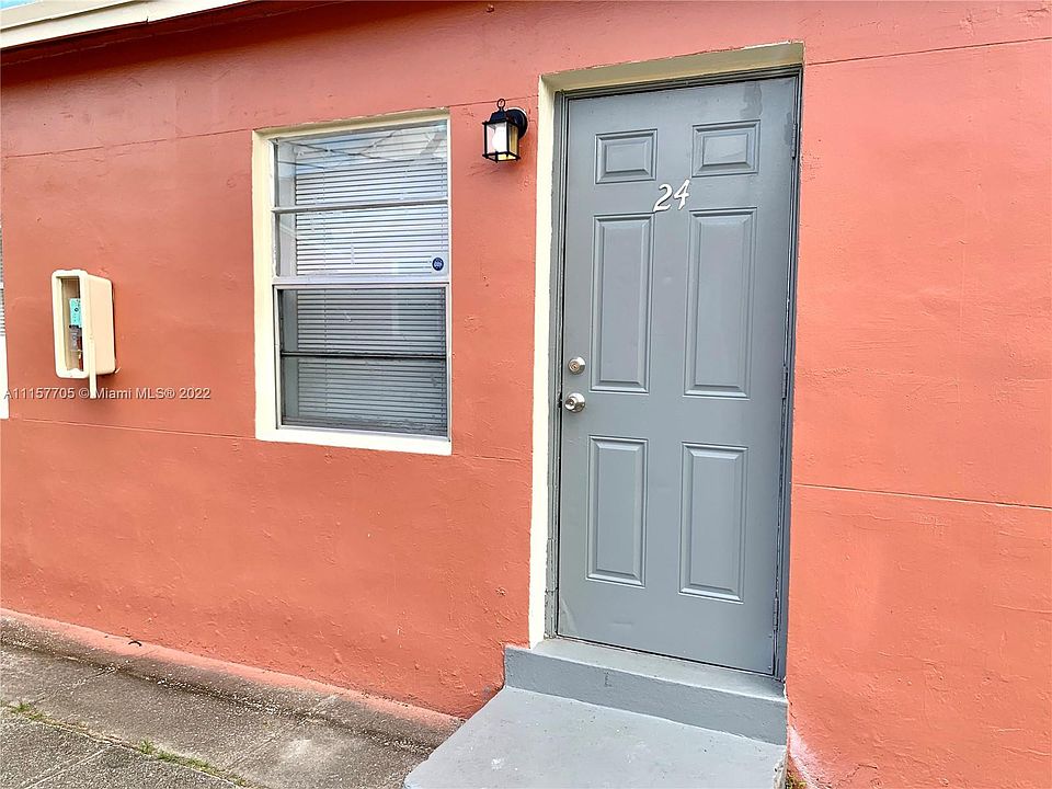 1st image of 2319 Adams St #24