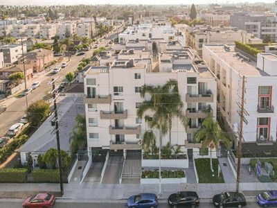 1049 S Hobart Blvd #103, Los Angeles, CA, 90006
