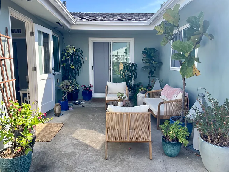 970 Tarento Dr — Photo 32