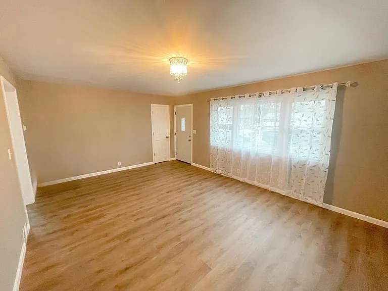 7007 W Grantosa Dr — Photo 3