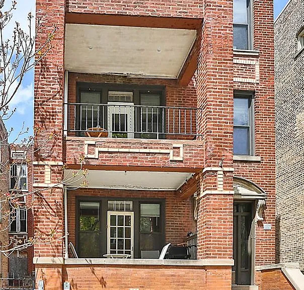 2638 W Iowa St #1R — Photo 2