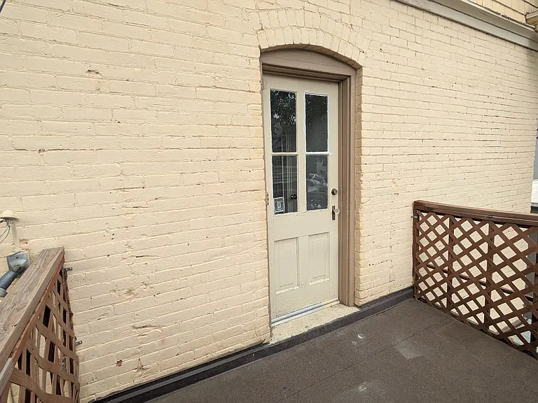 N Washington St — Photo 13