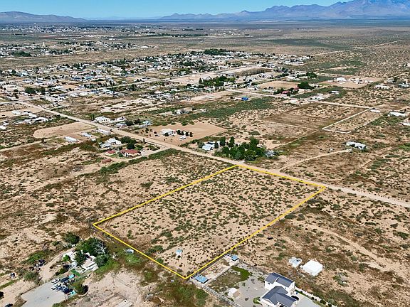 2nd image of 121 Hendrich Rd