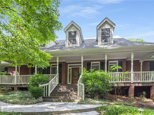 270 Evans Way, Fayetteville, GA 30215