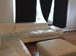 919 125th St, Flushing, NY 11356