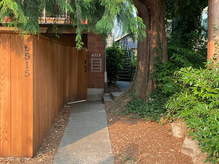 6515 4th Ave NE #3 — Photo 29