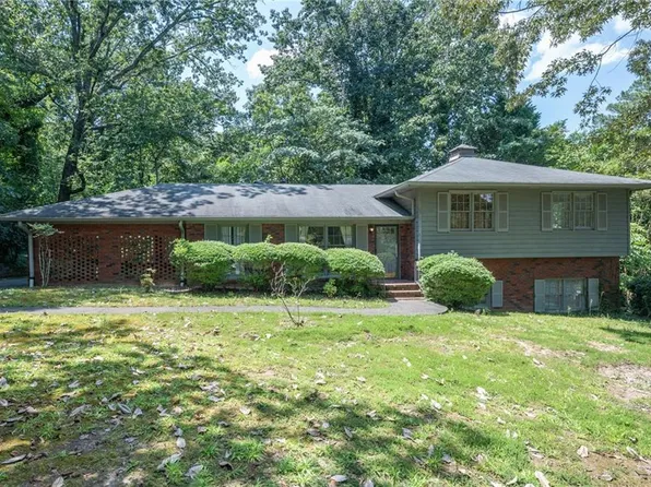 1702 Elaine Way, Dalton, GA 30720