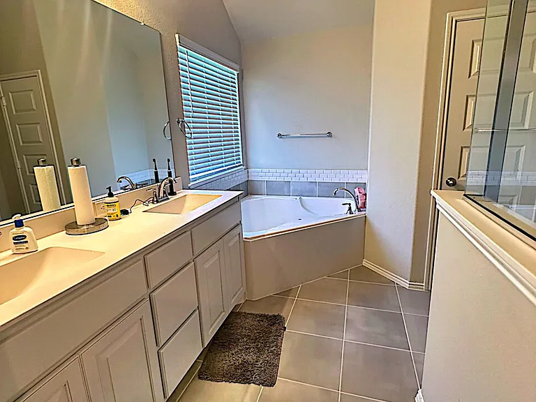 4625 Mill Falls Dr — Photo 7