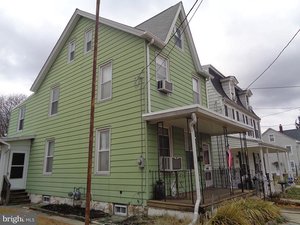 2nd image of 619 Broad St
