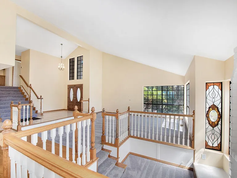 2274 N Rockridge Pl — Photo 11