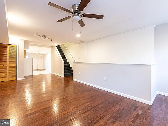 2nd image of 1642 Wharton St APT B
