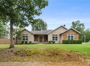 1 Brierton Ln, Bella Vista, AR 72715