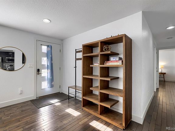 5th image of 7310 Dale Court