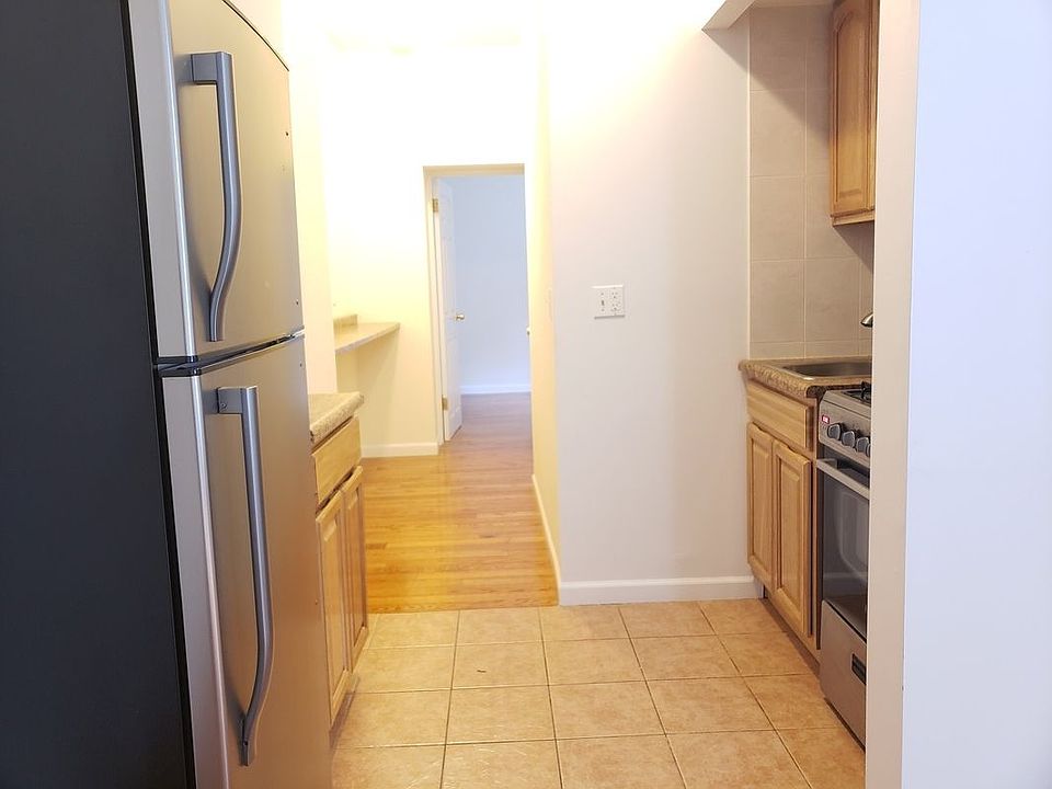 1st image of 517 W 111th St #5DW