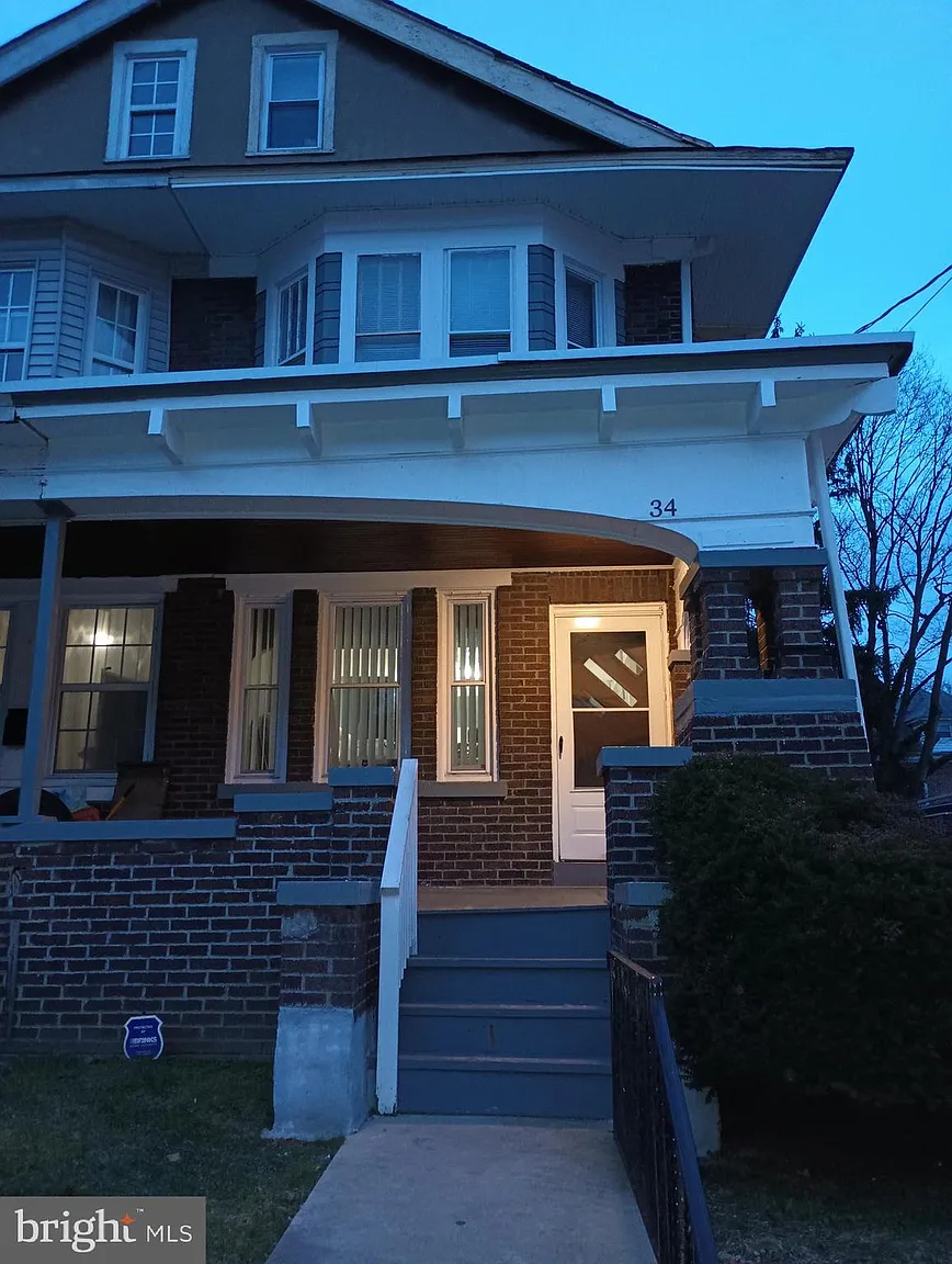 34 Bryn Mawr Ave photo 1