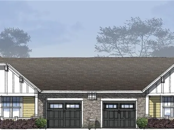 307 Golden Aster Dr, Hendersonville, NC 28739