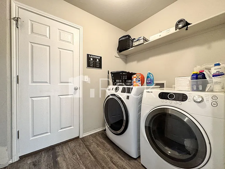 321 Karlee Ln — Photo 21