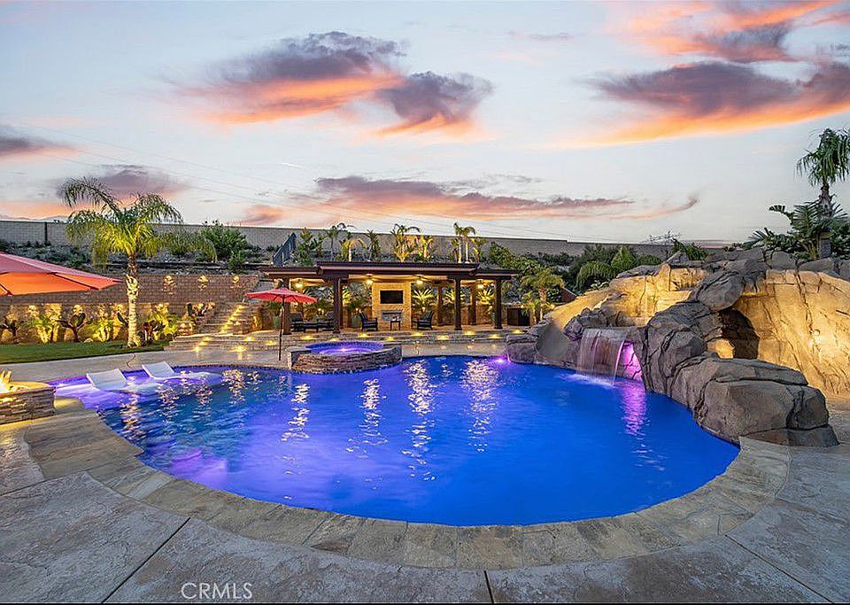 2nd image of 5483 Rutland Ct