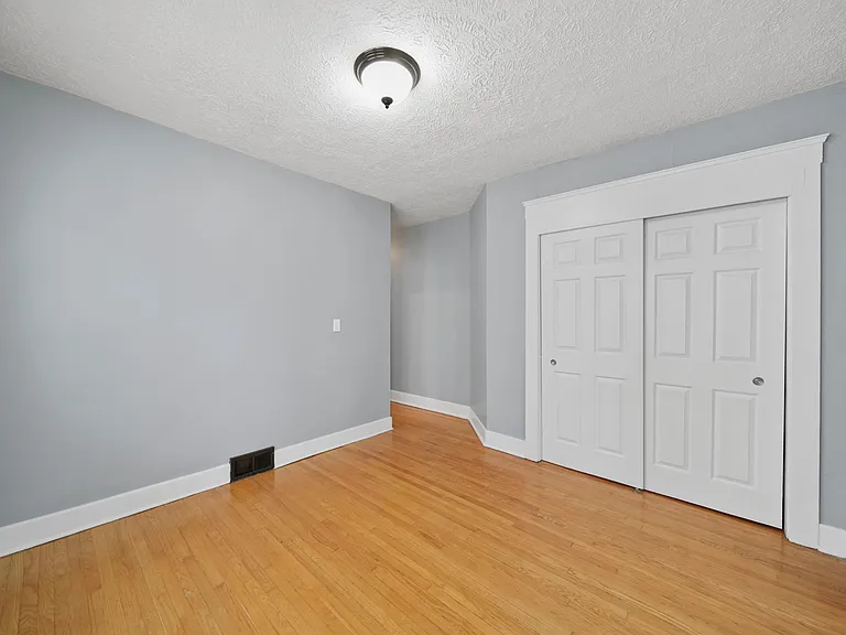 306 S Holmes St #306.5 — Photo 6