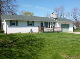 3432 Adelaide Dr, Erie, PA 16510