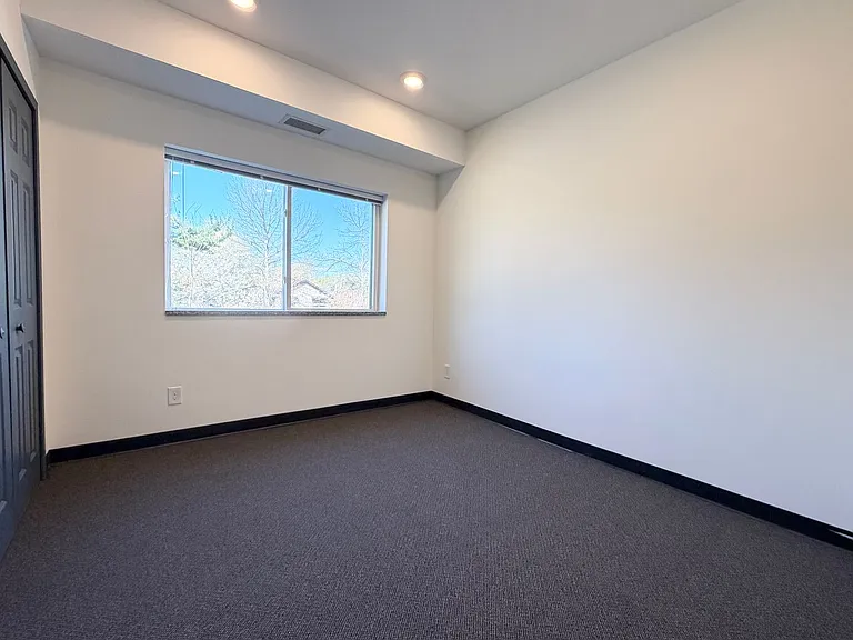 The Eastview — Photo 20