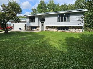 58005 410th St, Warroad, MN 56763