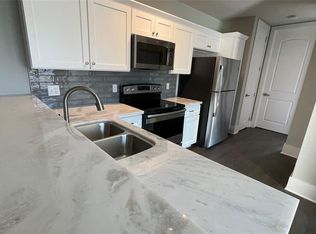 2727 Houston Ave #311, Houston, TX 77009