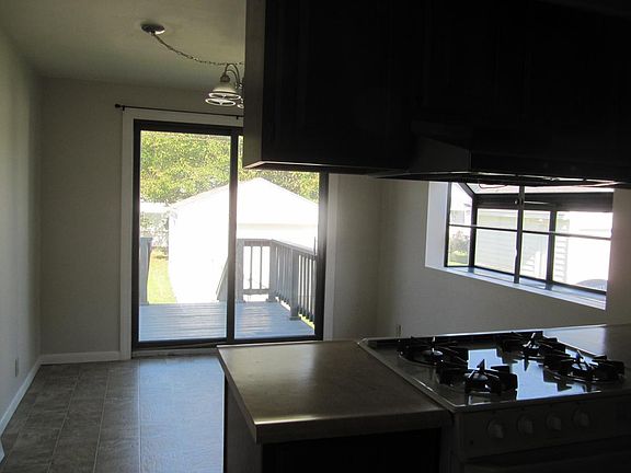 5th image of 1804 Morey Ave