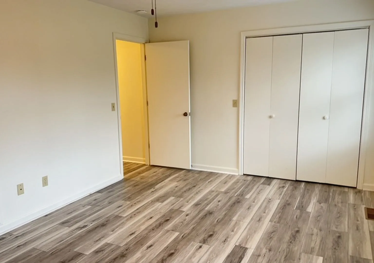 Blacksburg, 3 BR / 2.5 BA, Available September 11th — Photo 4