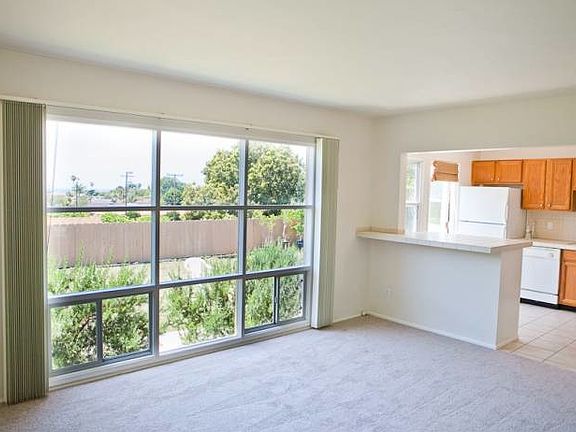 great room- views to bay