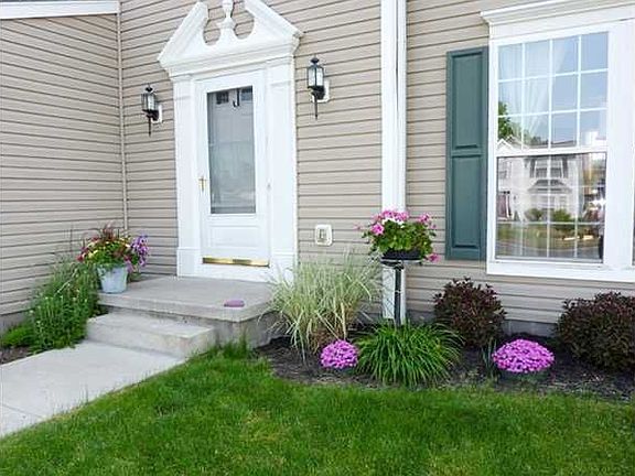 2nd image of 1164 Belmont Dr