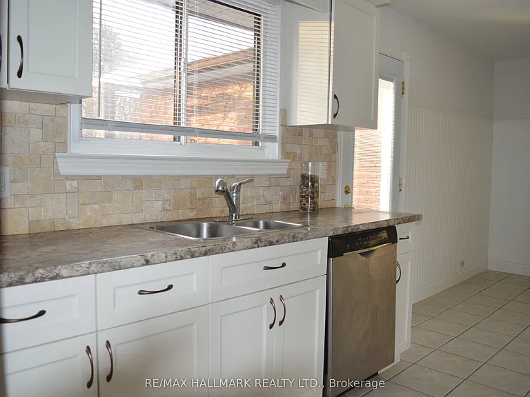 25 Glenridge Rd #MAIN — Photo 10