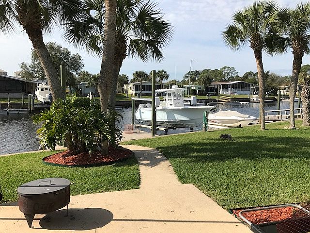 BOAT LIFT